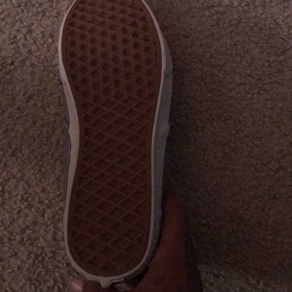 Vans - Picture 3 of 5